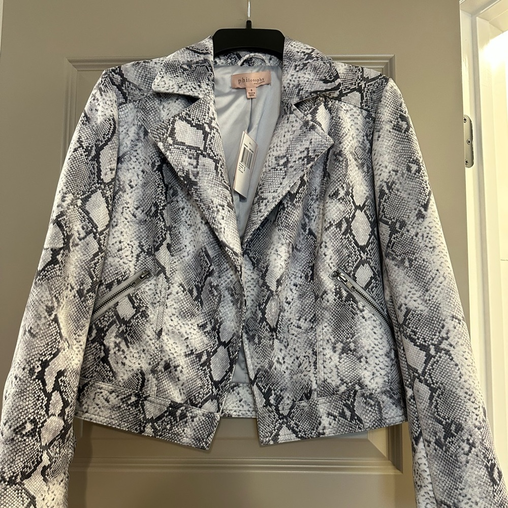 NWT Philosophy Gray Snake Blazer